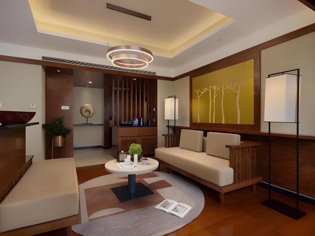 BaoHua Harbour View Hotel Haikou  Exterior foto