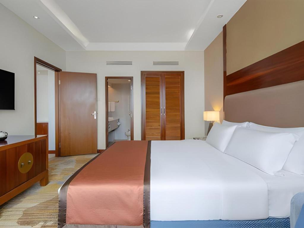BaoHua Harbour View Hotel Haikou  Exterior foto